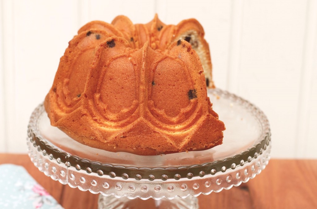 PECAN & CHOCOLATE CHIP BUNDT CAKE - El Rincón de Bea